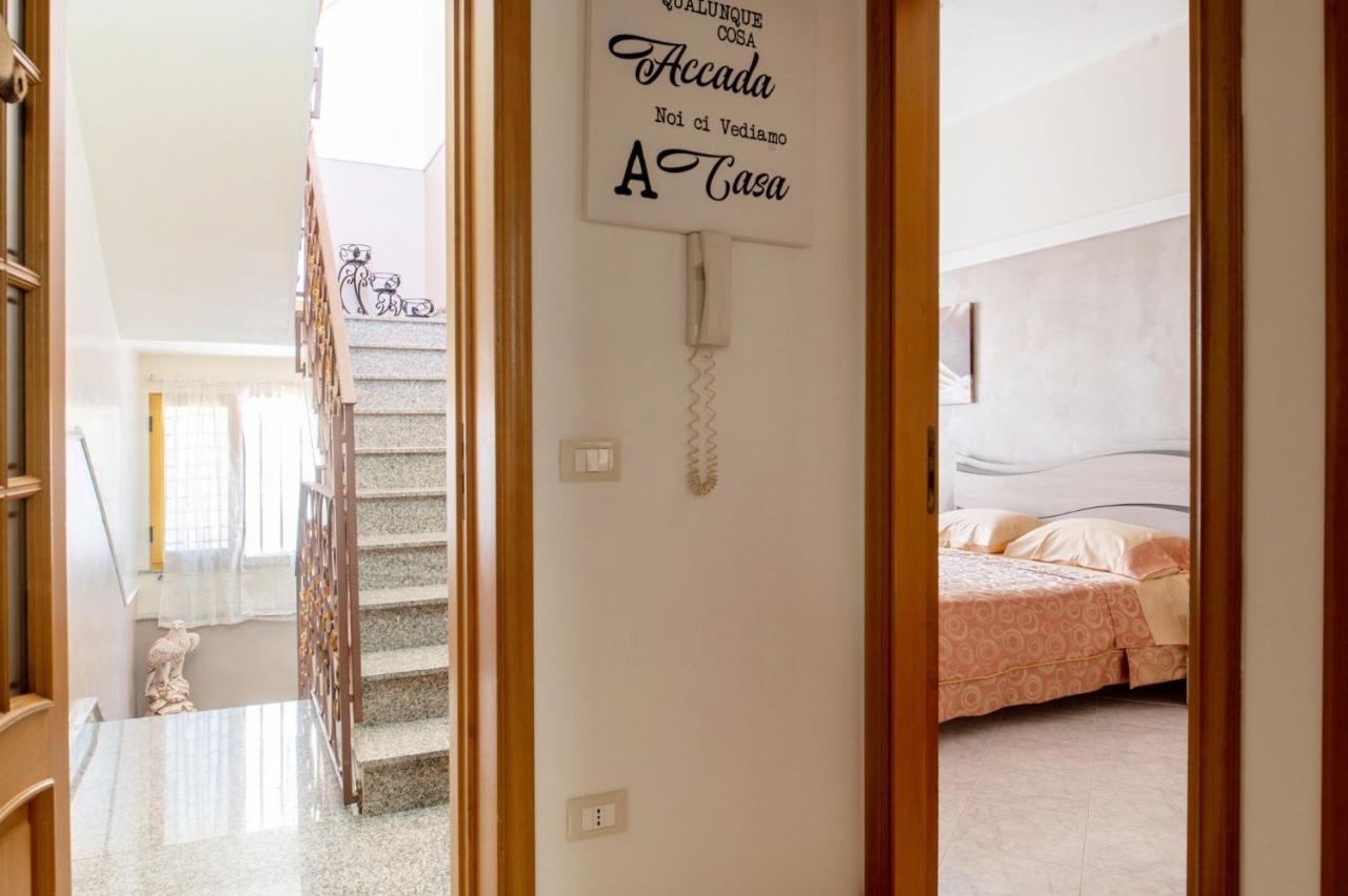 A Casa Tua Affitti Brevi Bed and Breakfast Noto Exteriör bild
