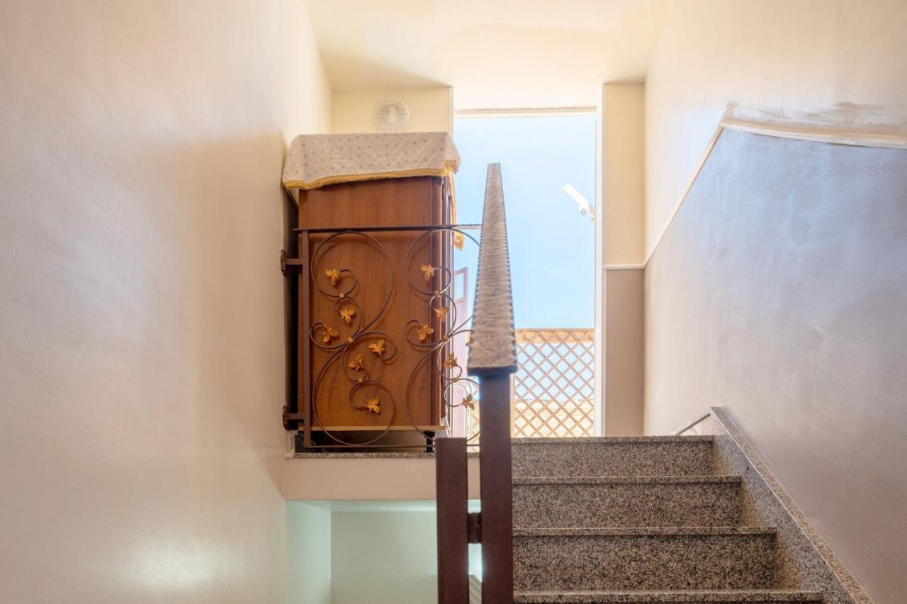 A Casa Tua Affitti Brevi Bed and Breakfast Noto Exteriör bild