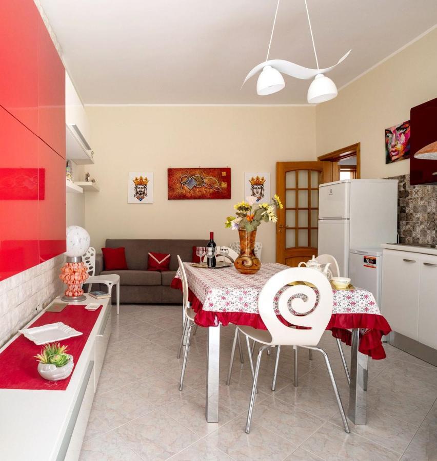 A Casa Tua Affitti Brevi Bed and Breakfast Noto Exteriör bild