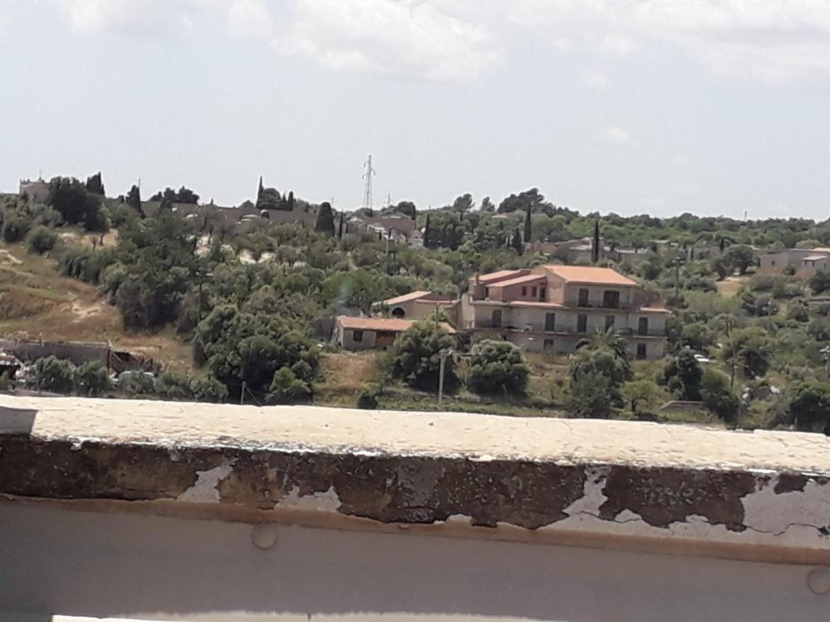 A Casa Tua Affitti Brevi Bed and Breakfast Noto Exteriör bild